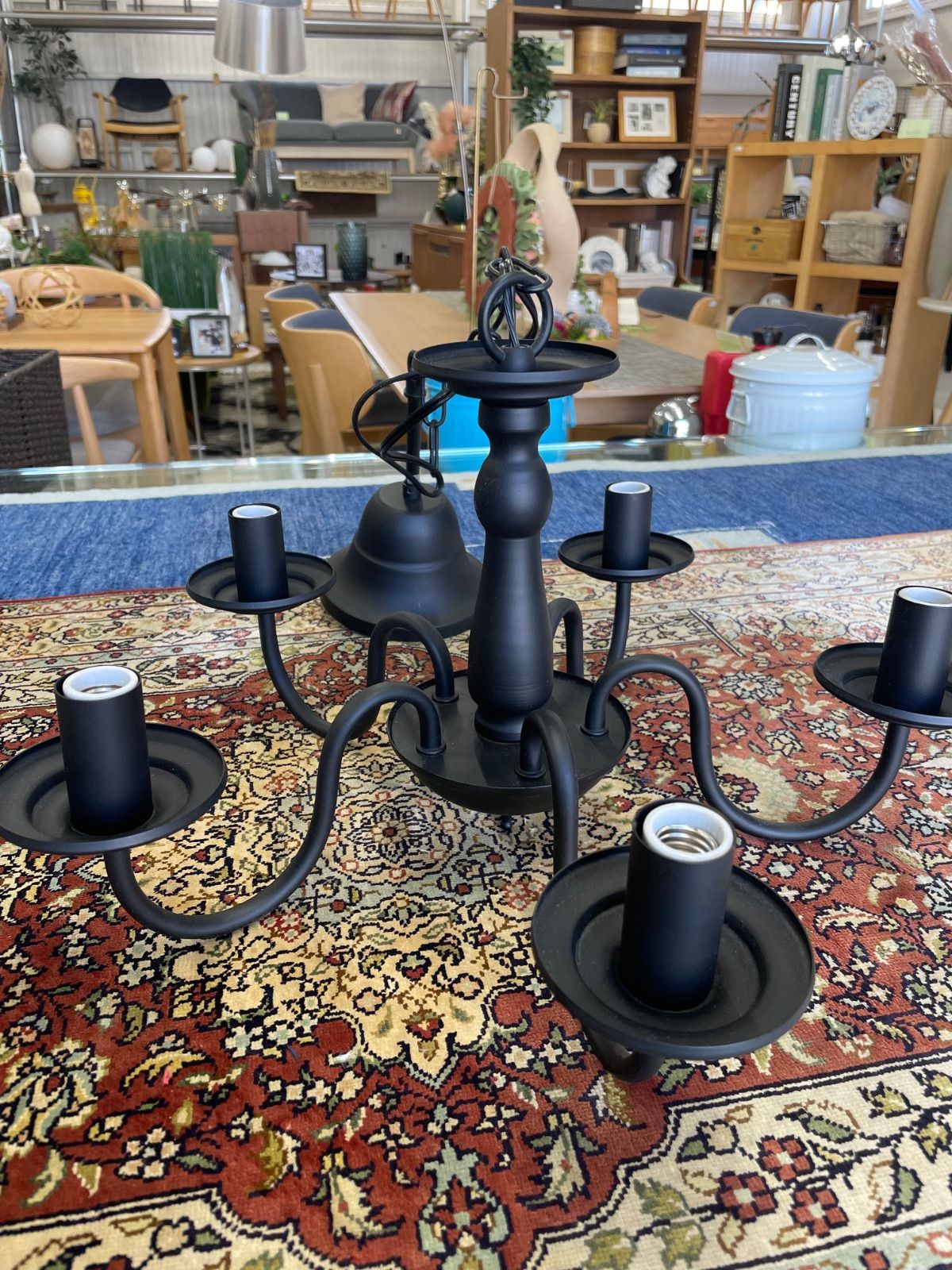 5灯シャンデリア 黒アイアン