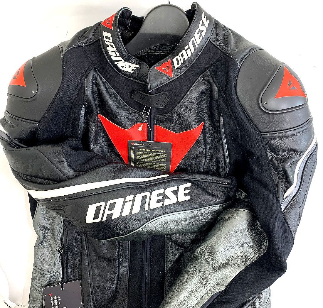 (最終値下げ) ダイネーゼ DAINESE ジャケット　サイズ50 DAINESE ダイネーゼ ジャケット サイズ50 最終値下げ) ダイネーゼ
