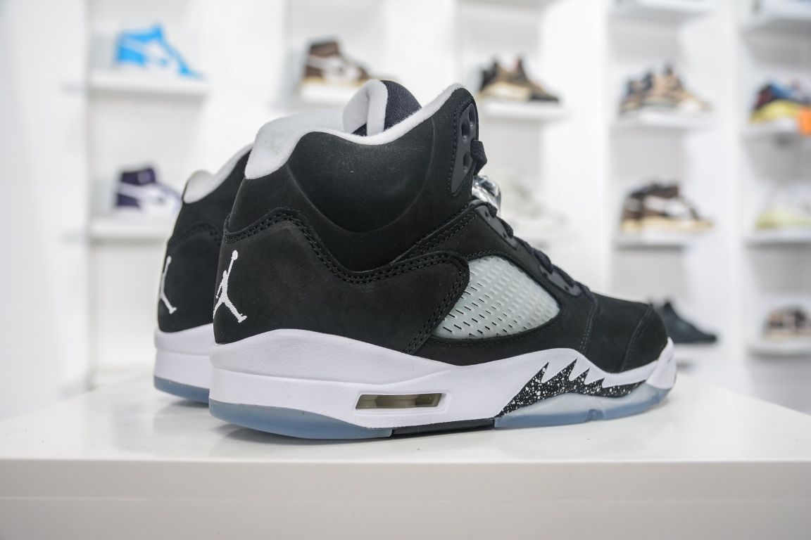 NIKE AIR JORDAN 5 RETRO "MOONLIGHT"