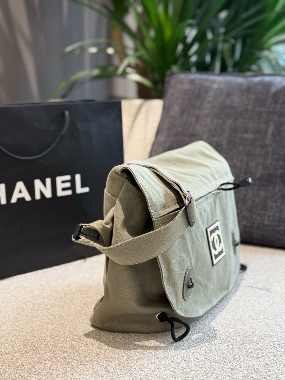 今日特価】Chanel Crossbody Bag / シャネル クロスボディ