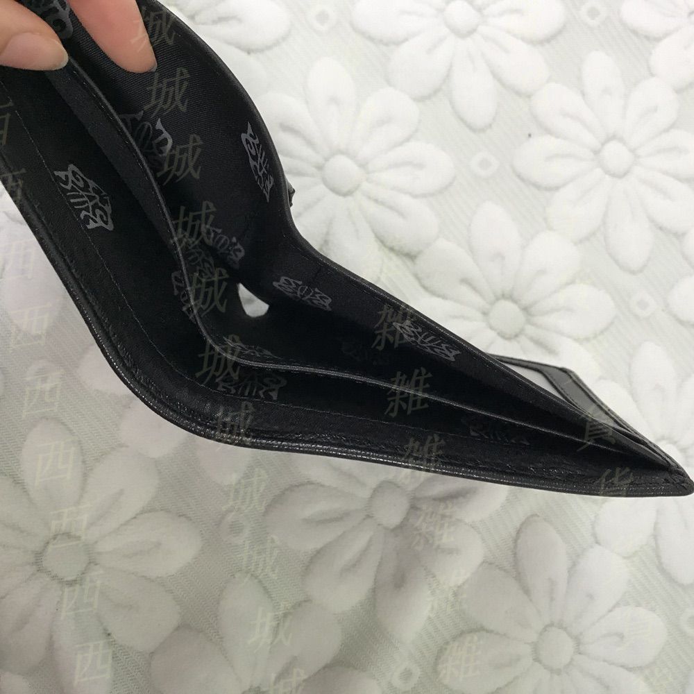 本日特別価格！極美品クラス！クロムハーツ ワンジップ ウォレット 財布 未使用クラス！クロムハーツ ワンスナップウォレット 財布[本日