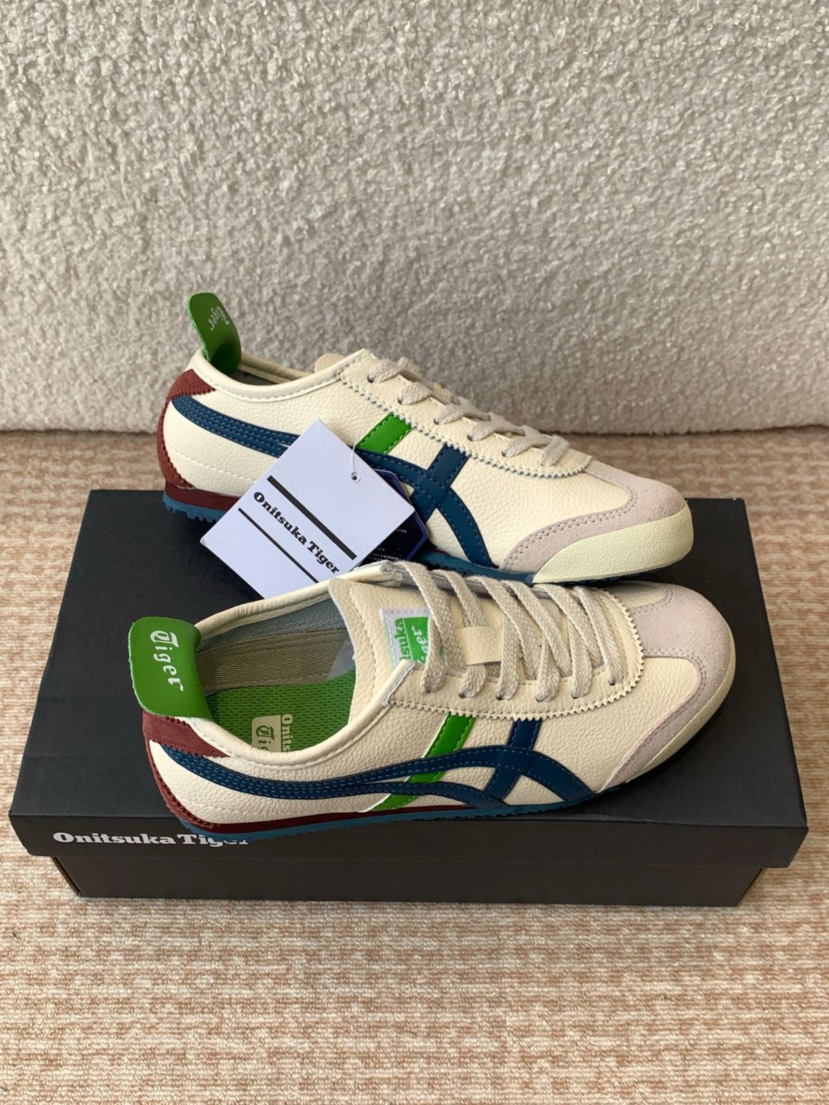 66® ローカット