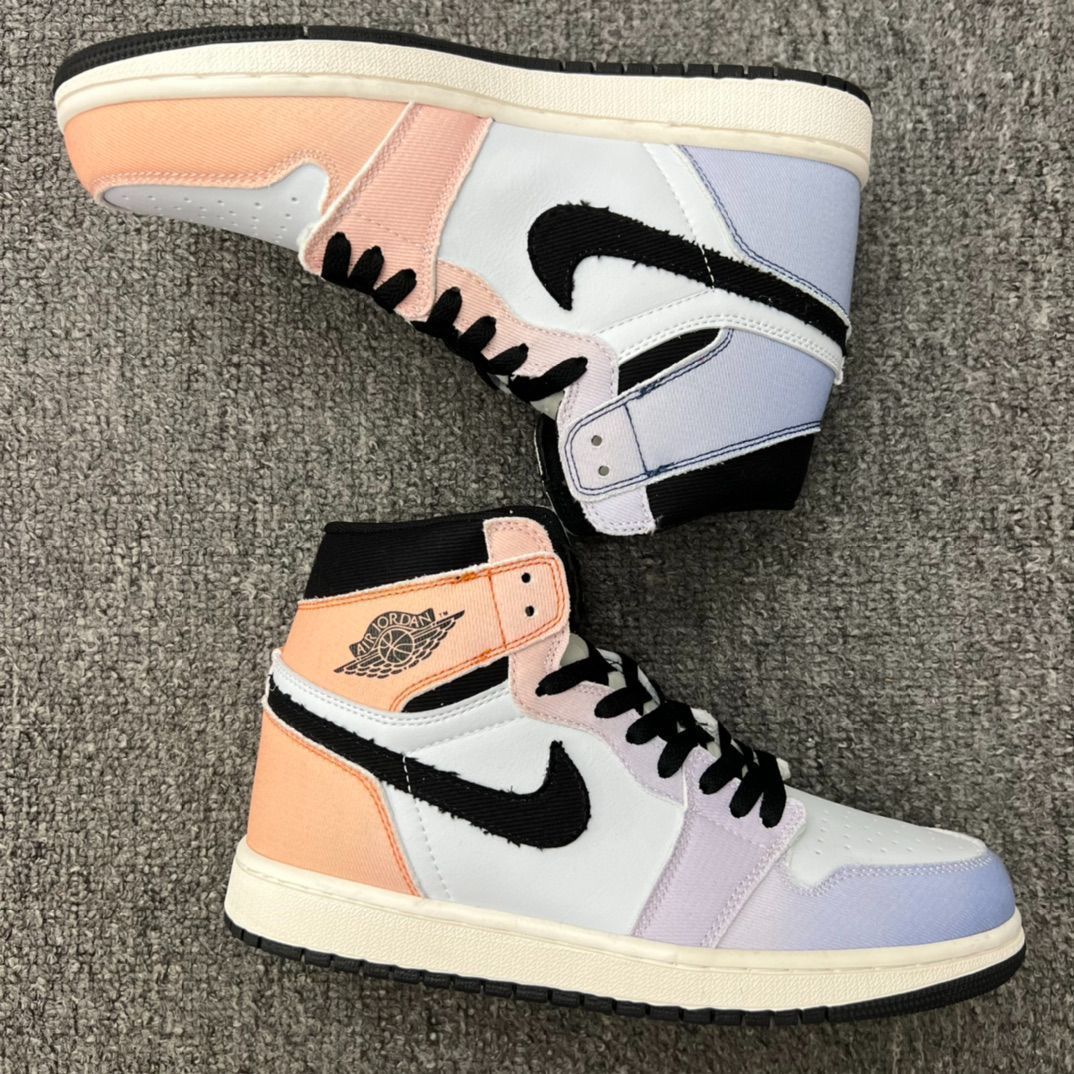 NIKE DX0054-805 エアジョーダン1 レトロハイOG マルチカラー DX0054-805 Nike Air Jordan 1 Retro High OG Skyline Multi