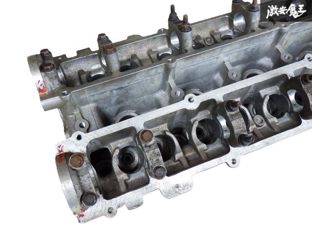 BNR32 ボンネットキャッチ ストライカー コアサポート R32