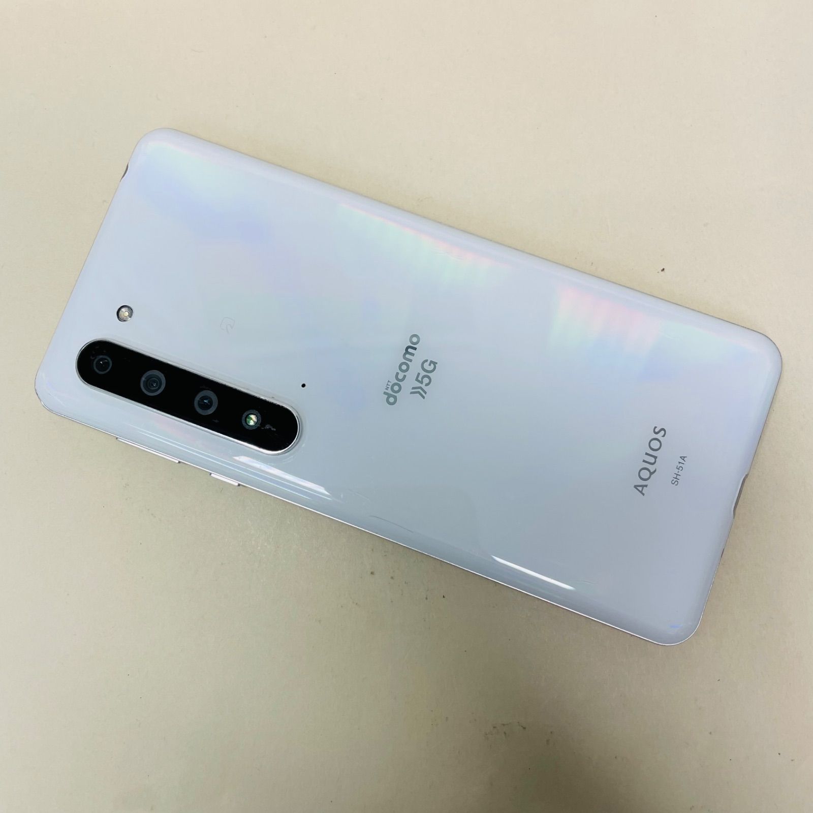 SIMフリー⭐️ AQUOS R5G SH-51A ホワイト 256GB スマホ AQUOS R5Gの中古 | SIMフリーの中古スマホなら【にこスマ】