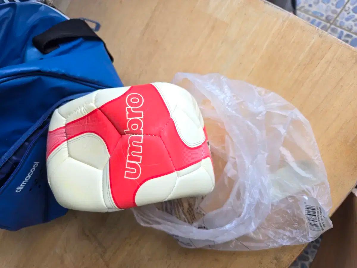 アンブロ サッカーシューズ