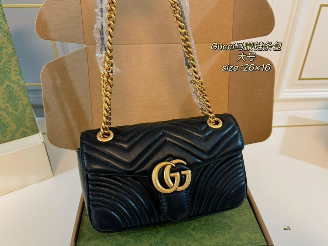GUCCIグッチGG Marmontミニマモンチェーンバッグ、ハンドバッグ