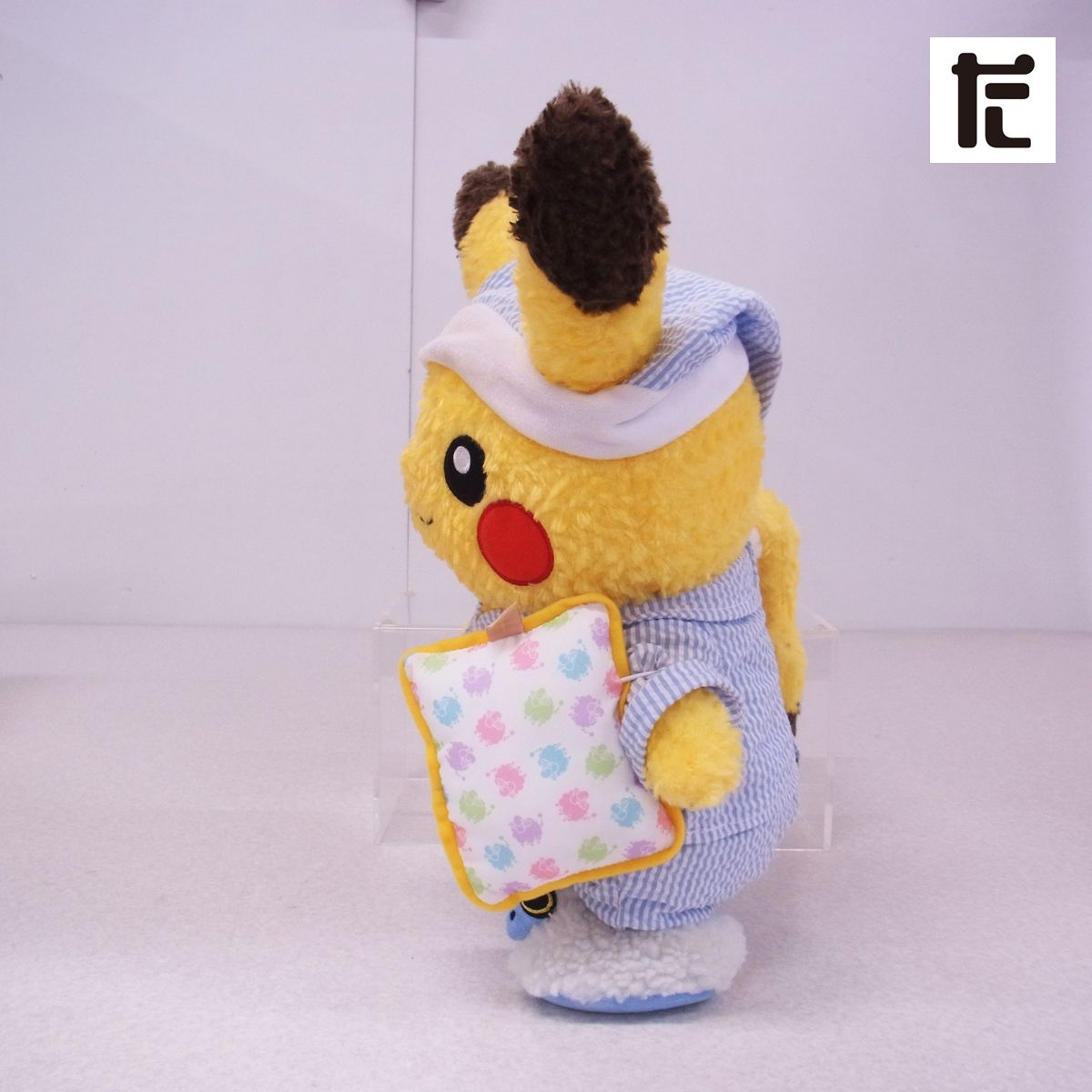 ポケモンセンター Pikachu's Closet ぬいぐるみ オス + パジャマ