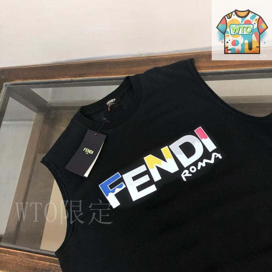 FENDI ロゴパターン ベスト サイズ34 今日特価】Fendi サマーショートベスト - メルカリ