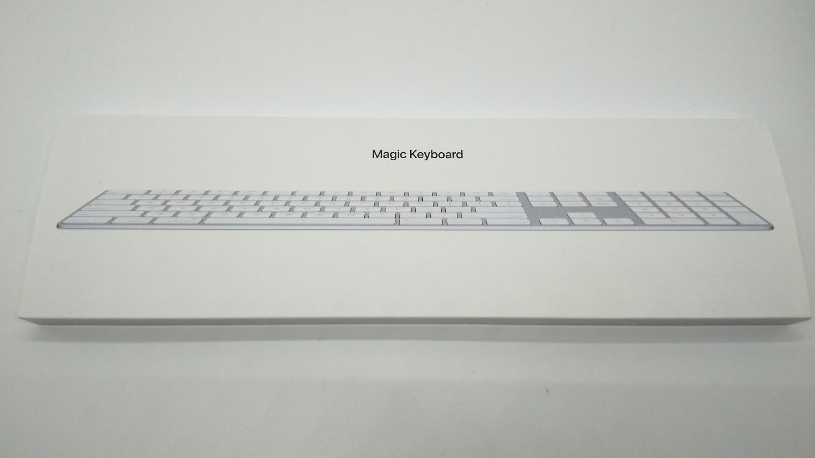 MagicKeyboard (US)ホワイトキー A1843 EMC3138 MagicKeyboard (US)ホワイトキー A1843 EMC3138 - メルカリ