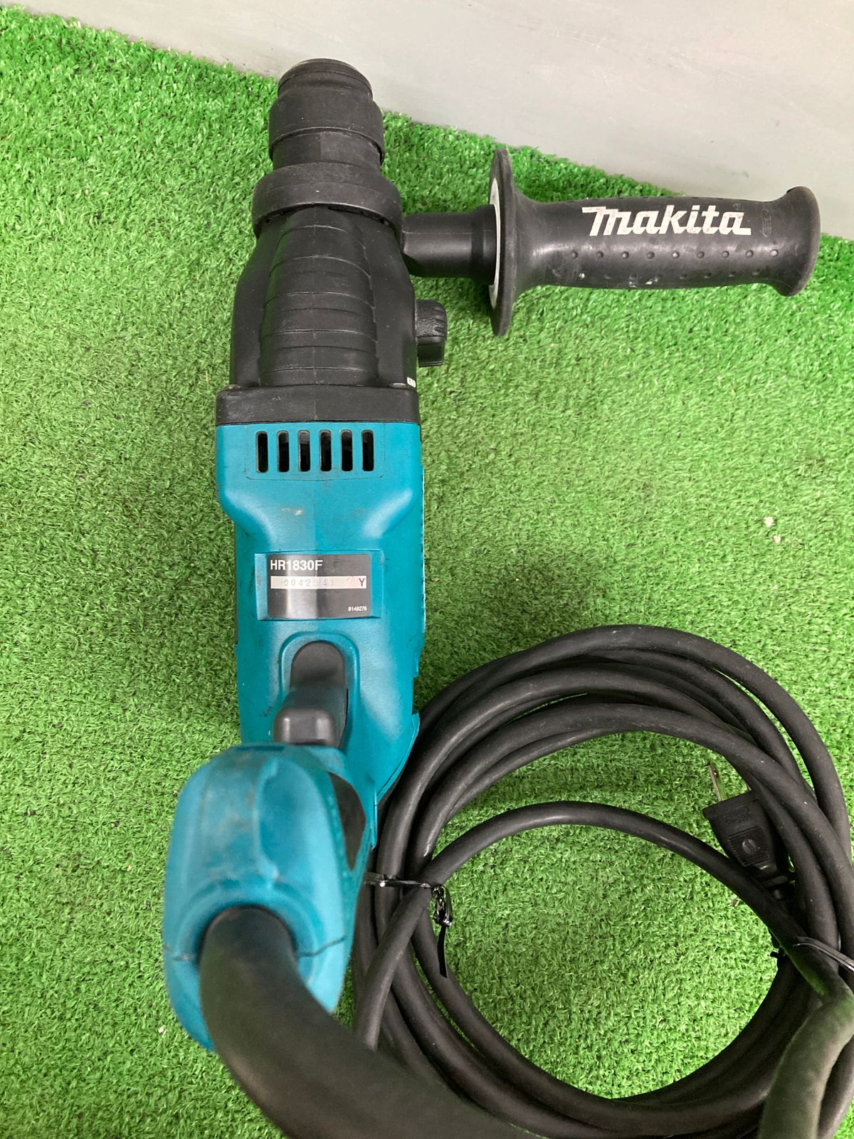 中古品】【0921】☆makita(マキタ) 18㎜電気ハンマドリル HR1830F 