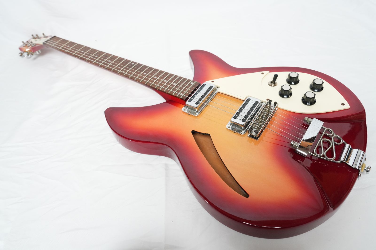 Guitars リッケンバッカー