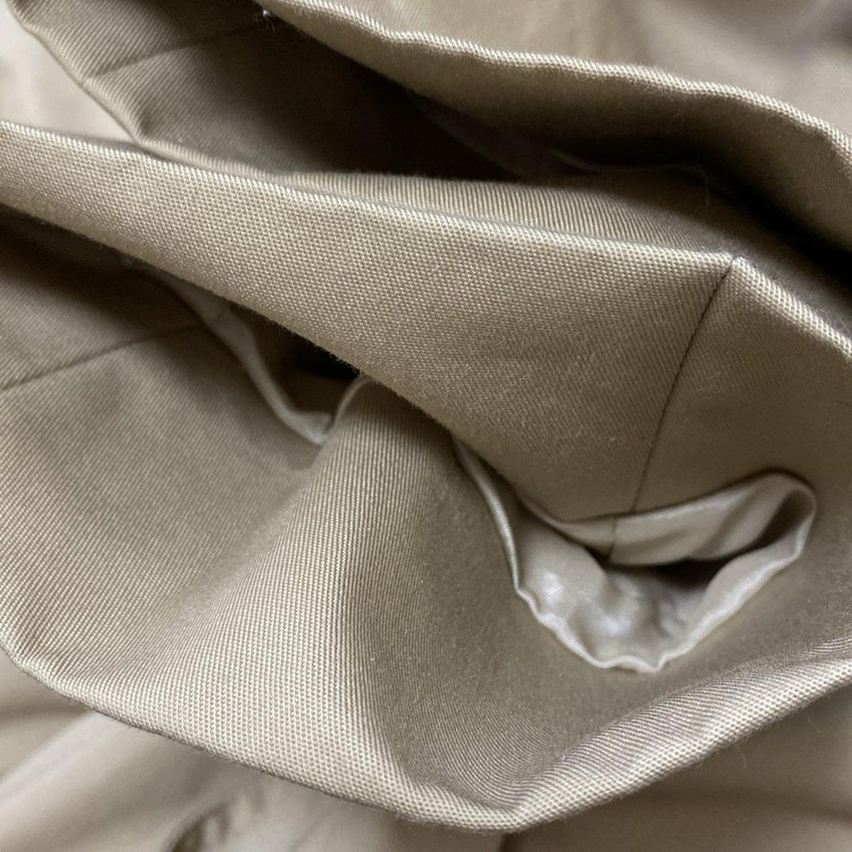 Aquascutum アクアスキュータム