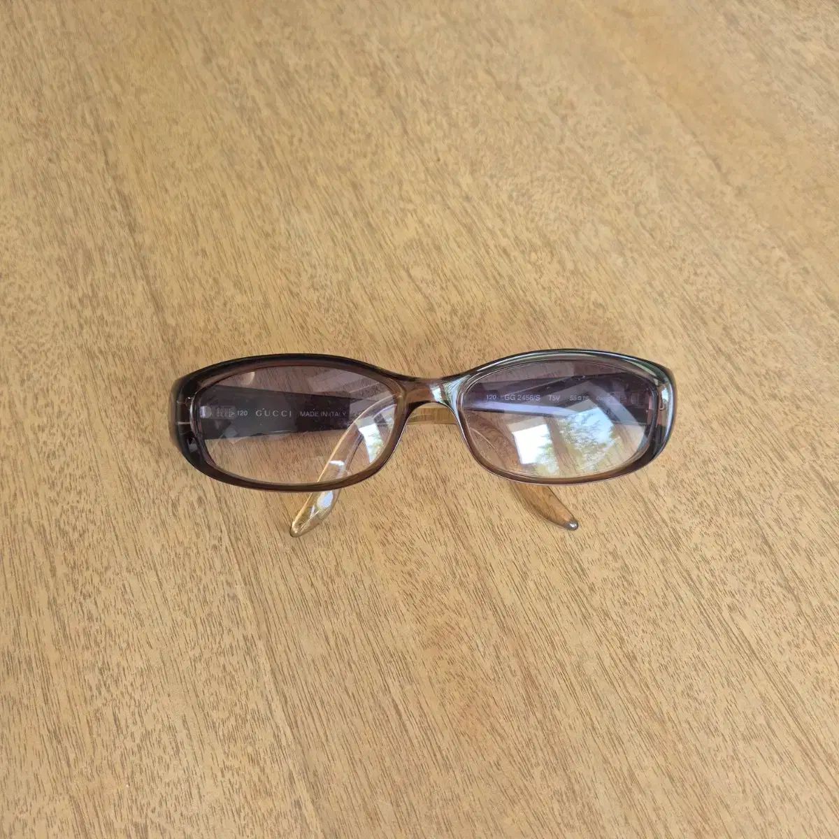 GUCCI グッチ