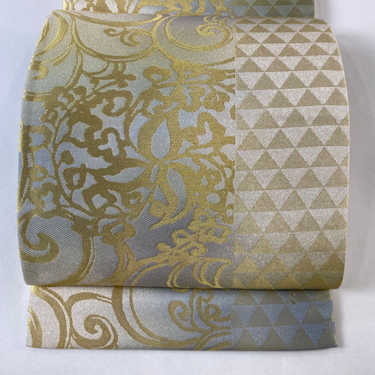 袋帯 名品 松井青々 落款 花唐草 鱗 金糸 ぼかし 灰緑 全通 正絹