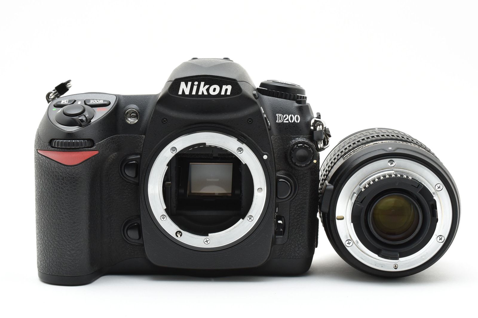 美品 Nikon D200 使用率約3％ レンズキット ニコン #9154 美品 Nikon D200 使用率約3％ レンズキット ニコン #9154 - メルカリ