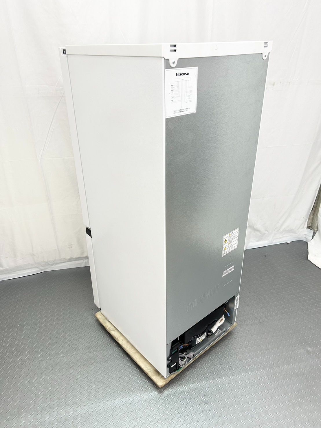 Hisense ハイセンス 冷蔵庫 162L HR-D15F 2022年製 単身用 大きめ