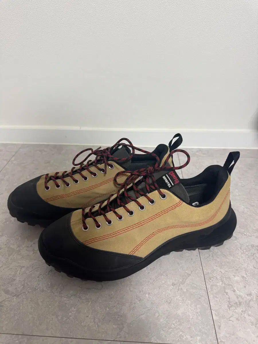 カンペール Camper サイズ(EU 41）Gore-tex Waterproof <br>Gore-Tex® Shoes | Topics | Camper（カンペール