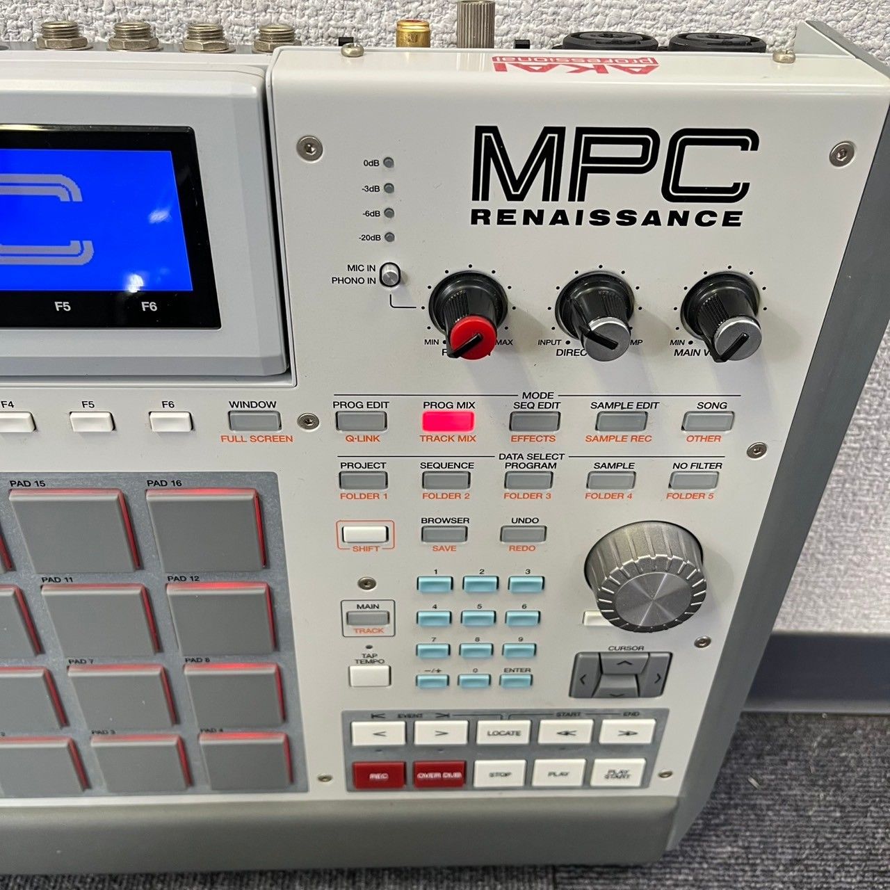 プロダクション