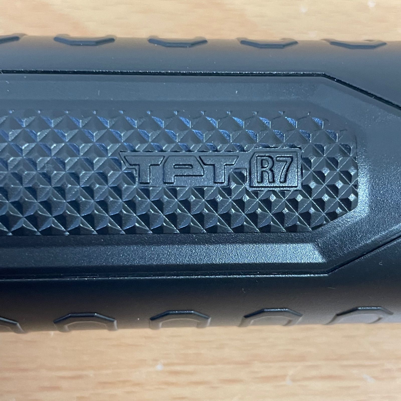 5.11 TPT R7 フラッシュライト 稼働品 充電器セット A25-2581