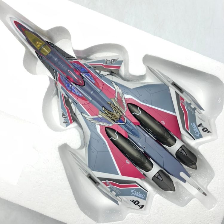 BANDAI - VF-31AX カイロスプラス (ミラージュ・ファリーナ・ジーナス機) 新品 BANDAI DX超合金 劇場版 VF-31AX カイロスプラス(ミラージュ