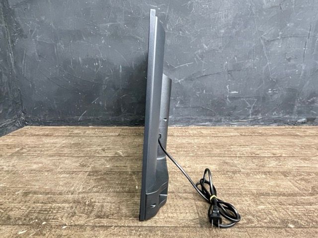 山善 キュリオム 32インチ ハイビジョンスマートテレビ YAMAZEN Qriom QRK 32 WHDST 製 094096 23184