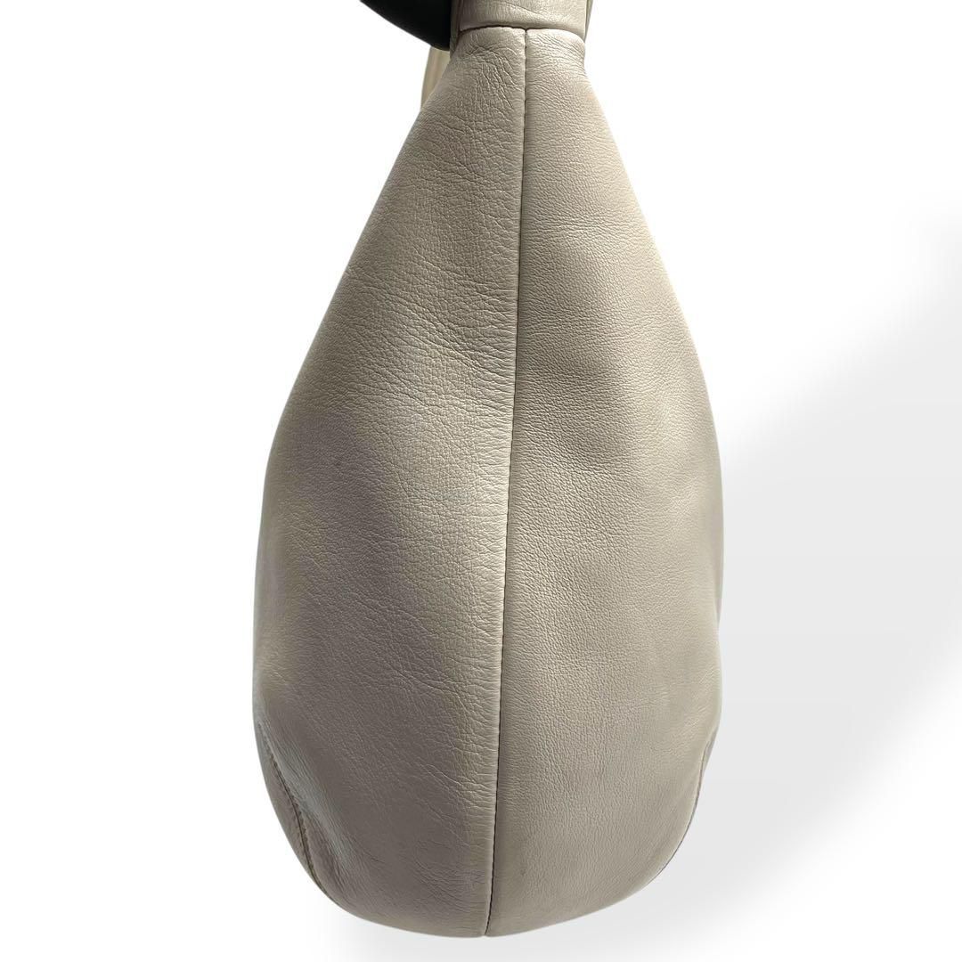 良品 COACH コーチ レザー ワンショルダーバッグ 肩掛け 大容量