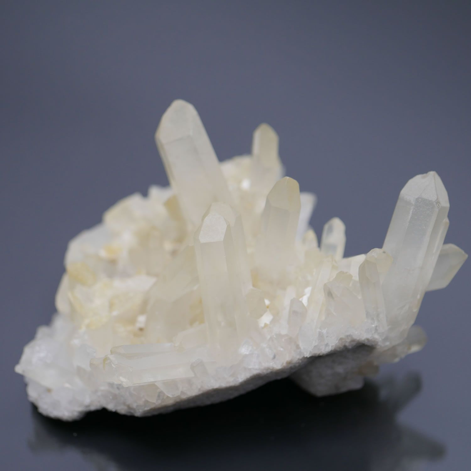 386 マダガスカル産水晶クラスター 386 マダガスカル産水晶クラスター