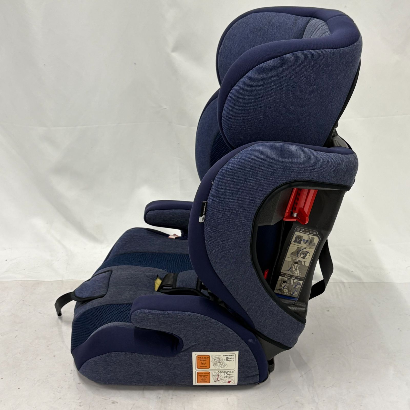 西松屋限定 チャイルドシート HGデニム・ハーネス