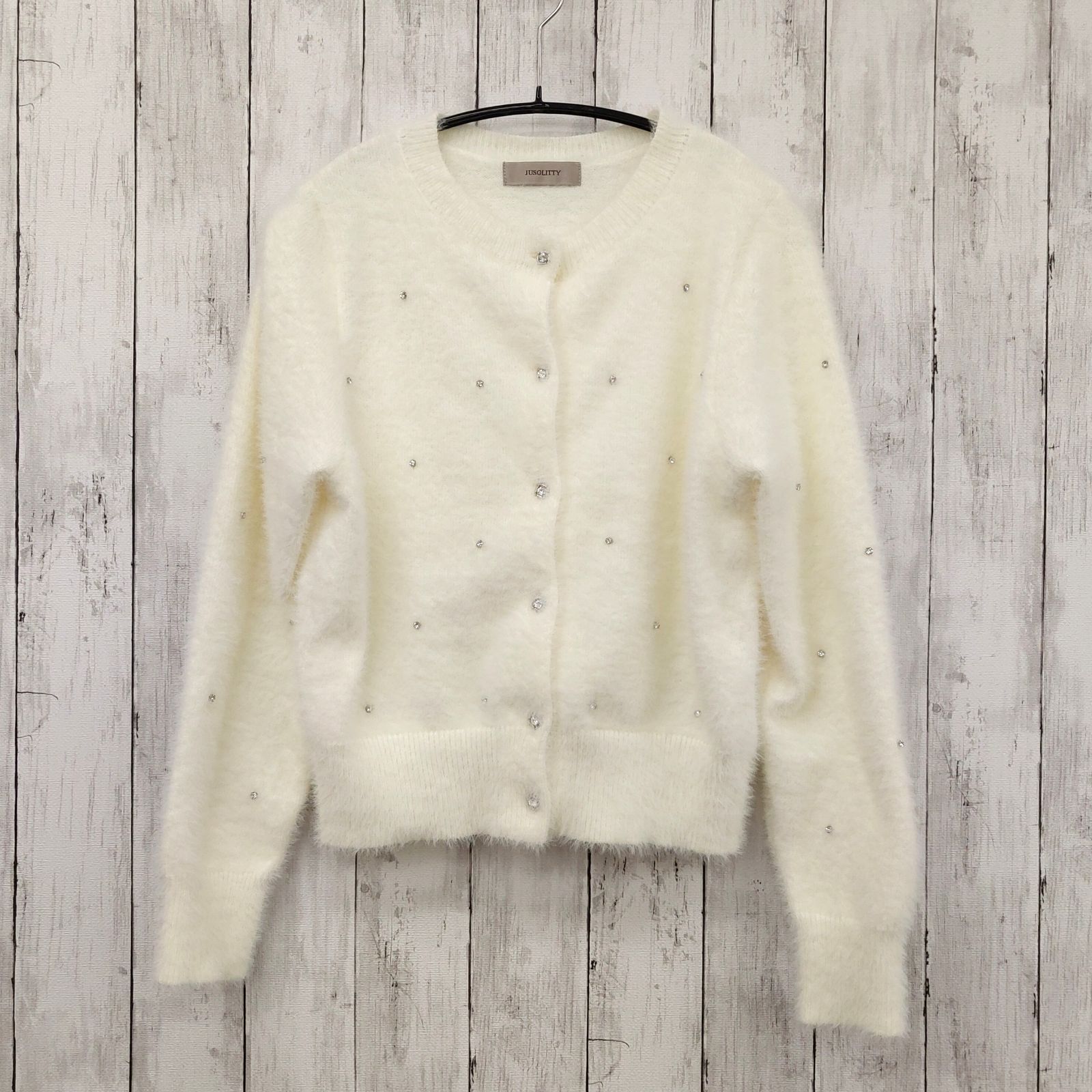 JUSGLITTY 】ジャスグリッティー ビジュ―付き シャギーニット