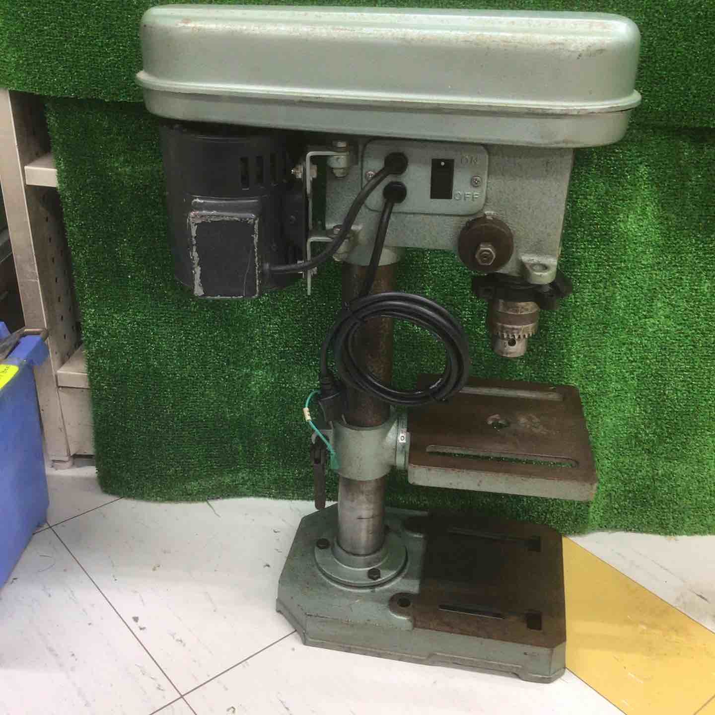 マキタ makita 卓上ボール盤 TB130