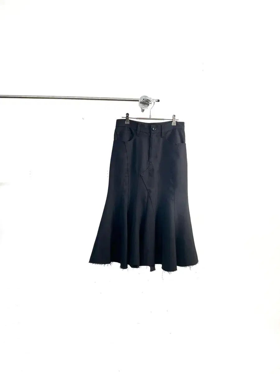 極美品✨ フォクシー バロン 38326 フレア タックスカート 40 濃紺 極美品✨ フォクシー バロン 38326 フレア タックスカート 40