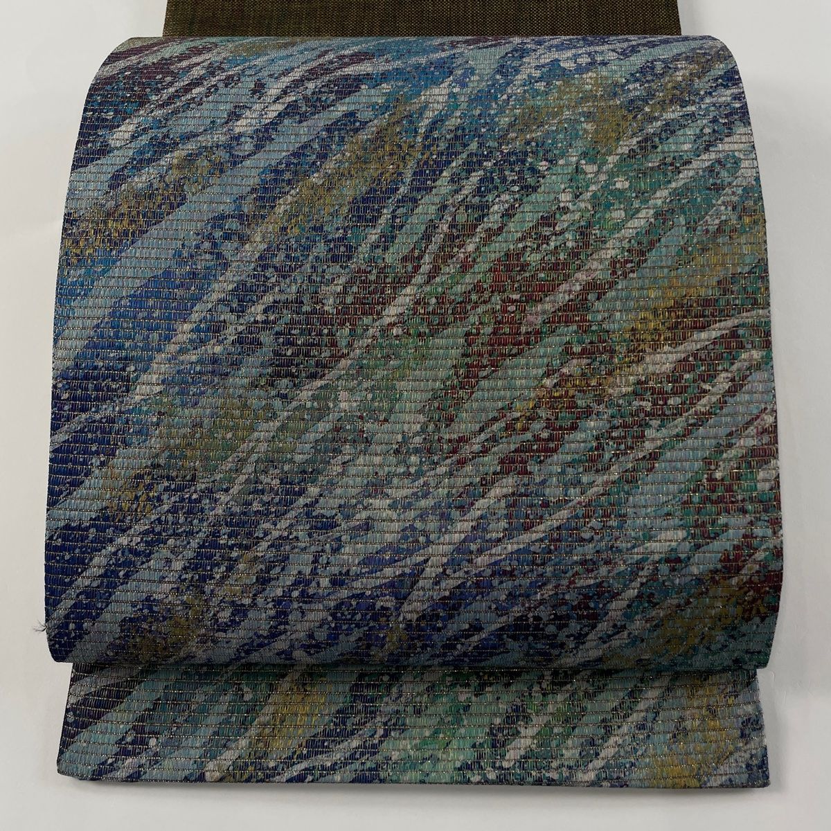 袋帯 秀品 蝶 草花 金銀彩 箔 銀色 お太鼓柄 正絹 【中古】 袋帯 秀品