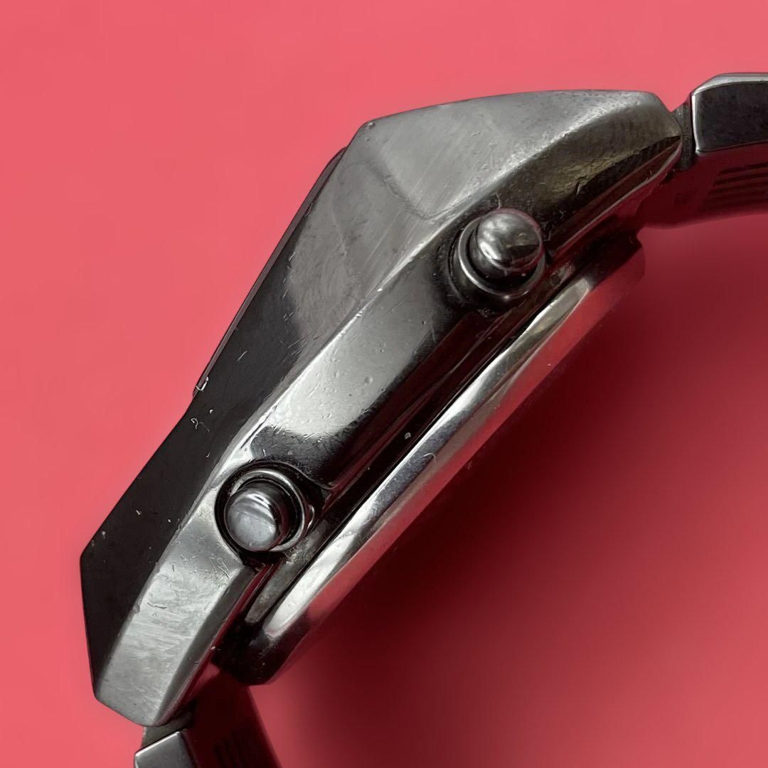 アルバデジタルW670腕時計 Seiko Alba AKA Watch Men 36mm Digital Silver Tone Chrono