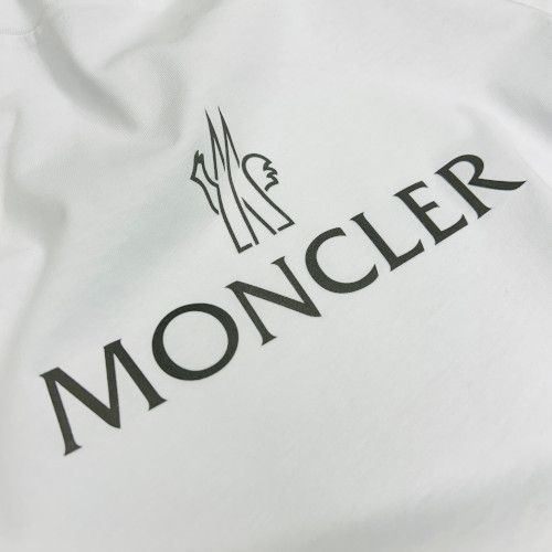 新品 MONCLER リフレクターロゴ サイドメッシュ Tシャツ ホワイト ...
