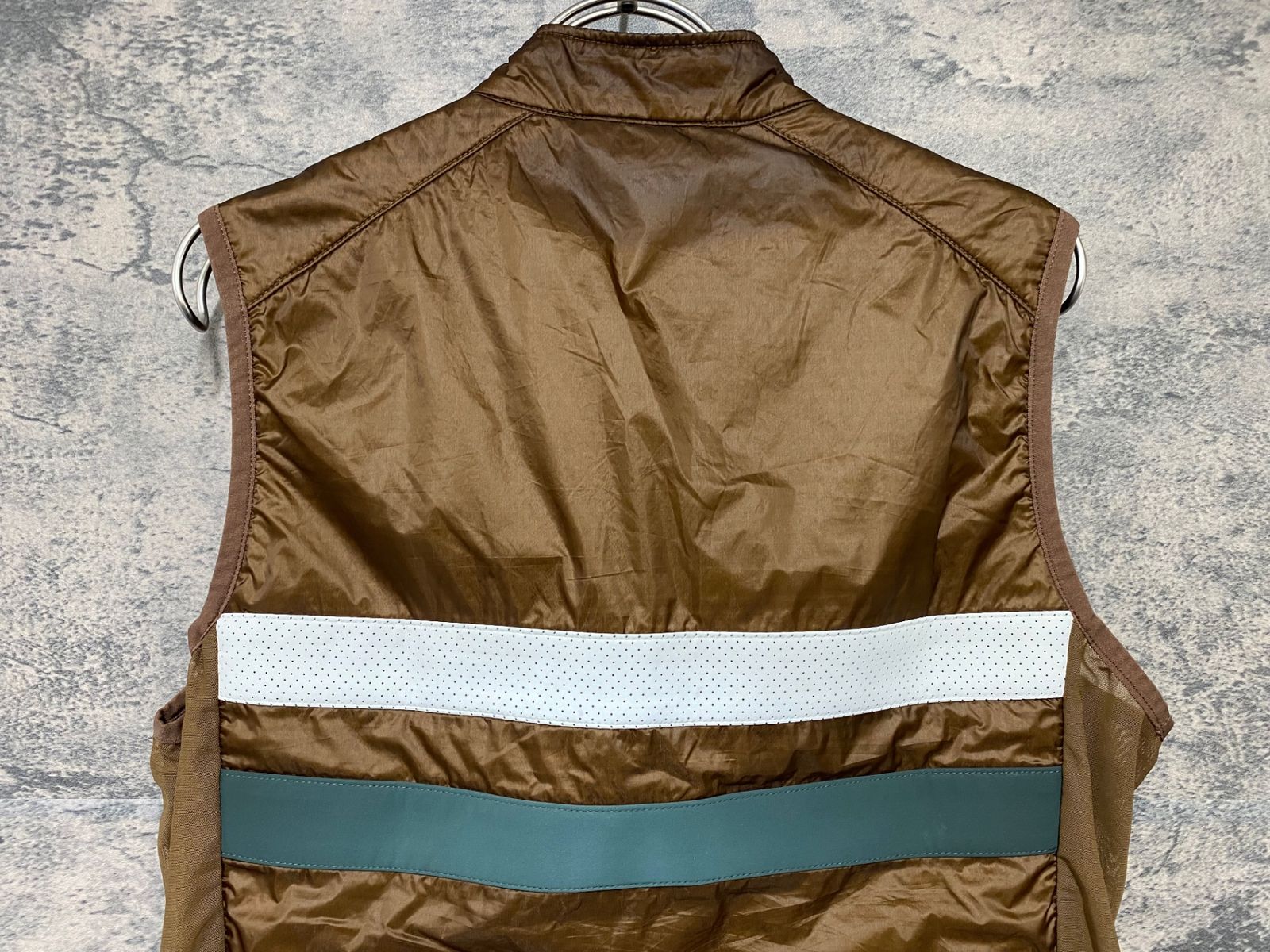 サイクルベスト ブラウン