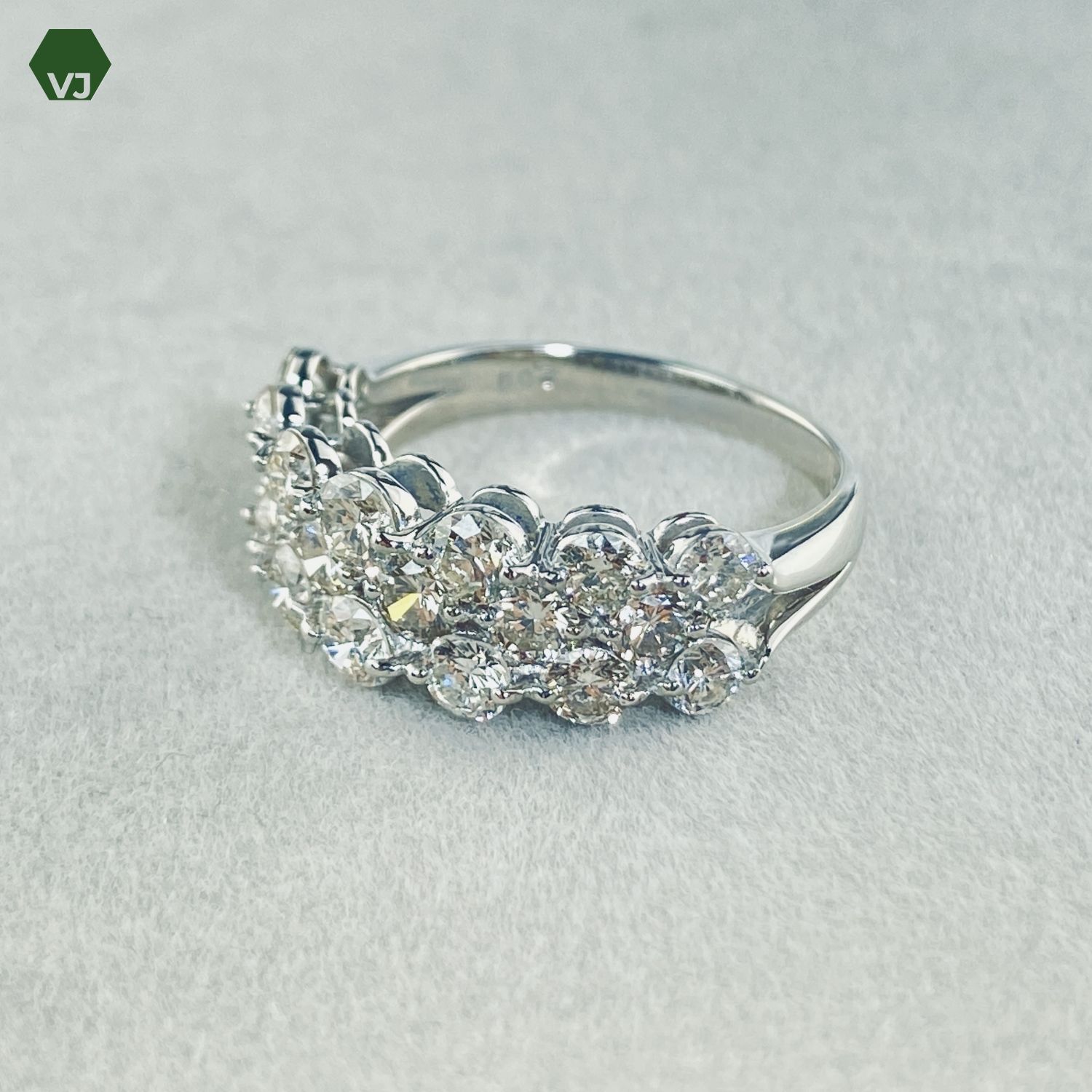 ダイヤモンド リング