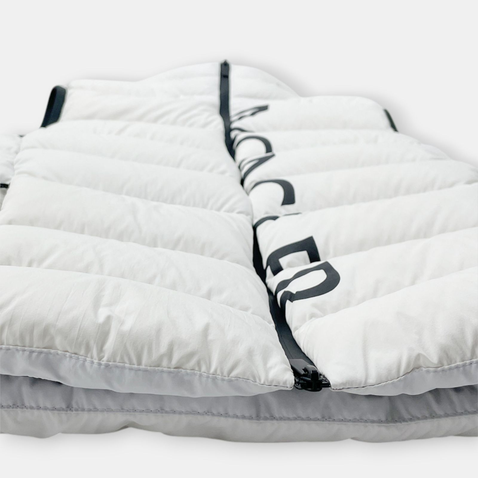 美品 MONCLER CENIS 22AW モンクレール チェニス フード ロゴ ダウン