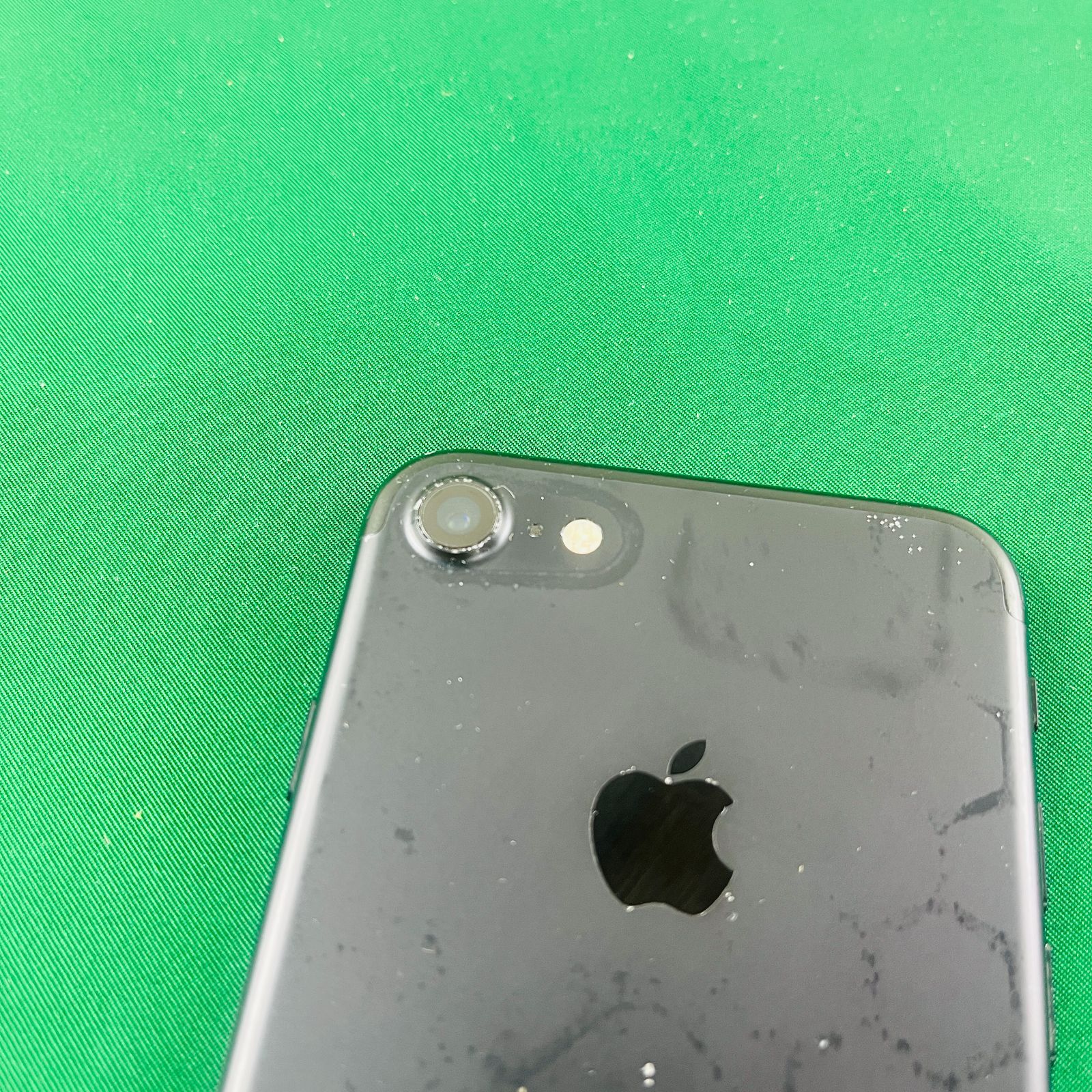 K306【通電OK】Apple iPhone7 初期化済み SIM未確認 アップル アイ 