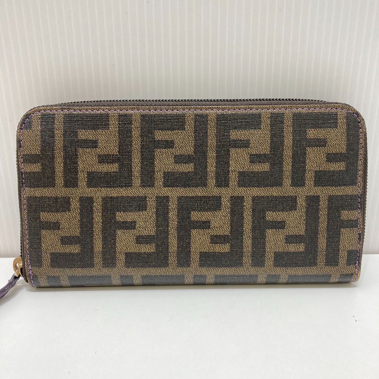 FENDI フェンディ ズッカ柄 ラウンドファスナー ジップ 長財布 ロング 