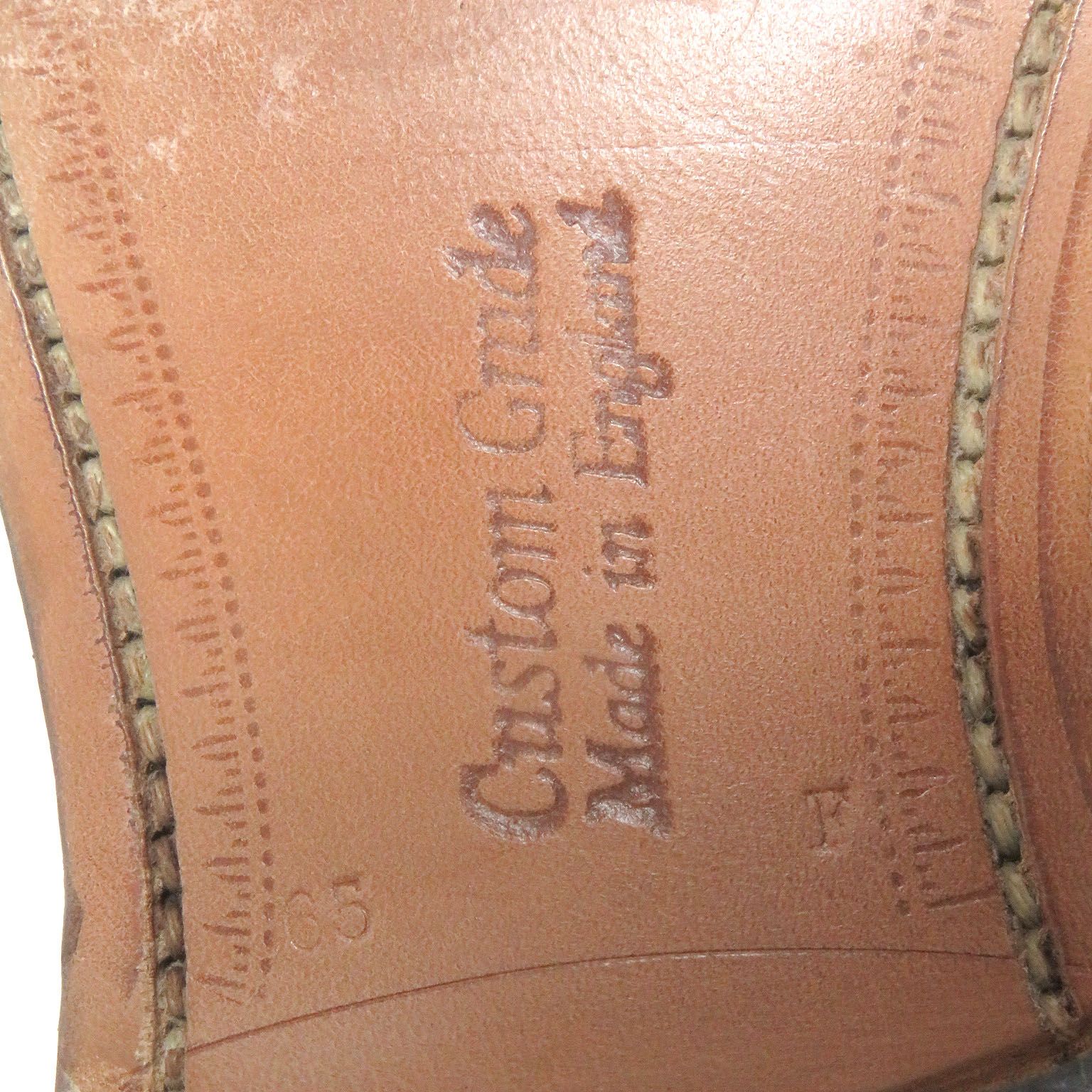 ウィングチップ スタッズ