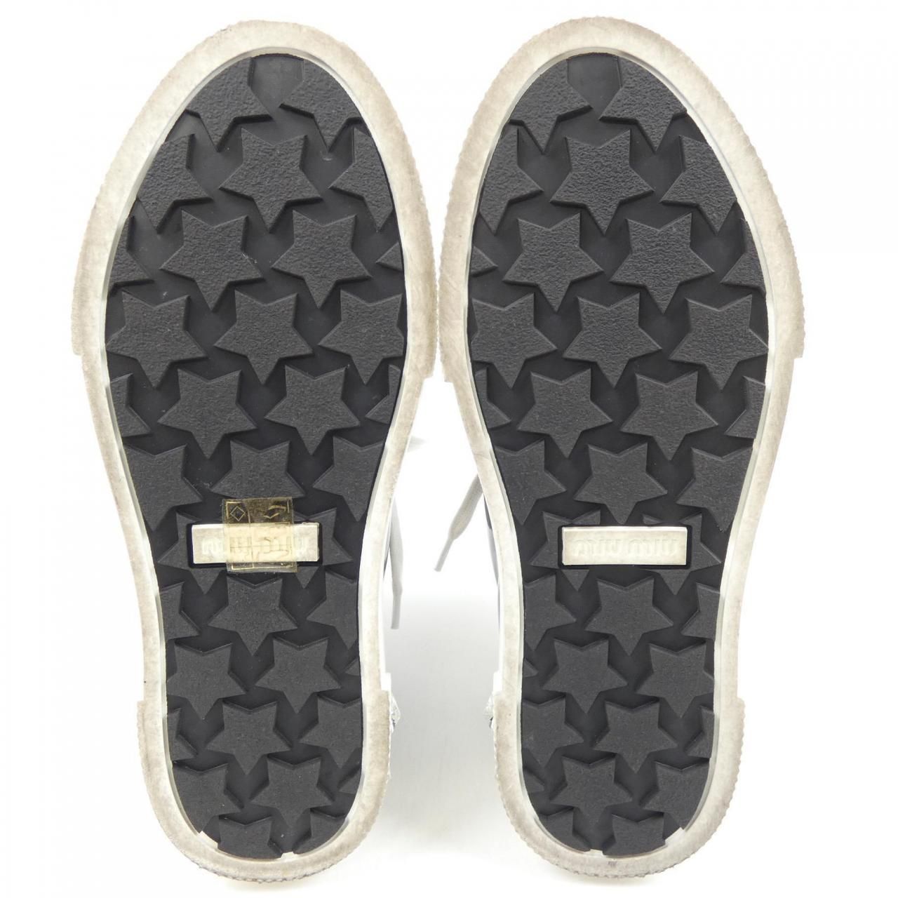 ミュウミュウ MIU MIU スニーカー - メルカリ ミュウミュウ MIU MIU スニーカー - メルカリ
