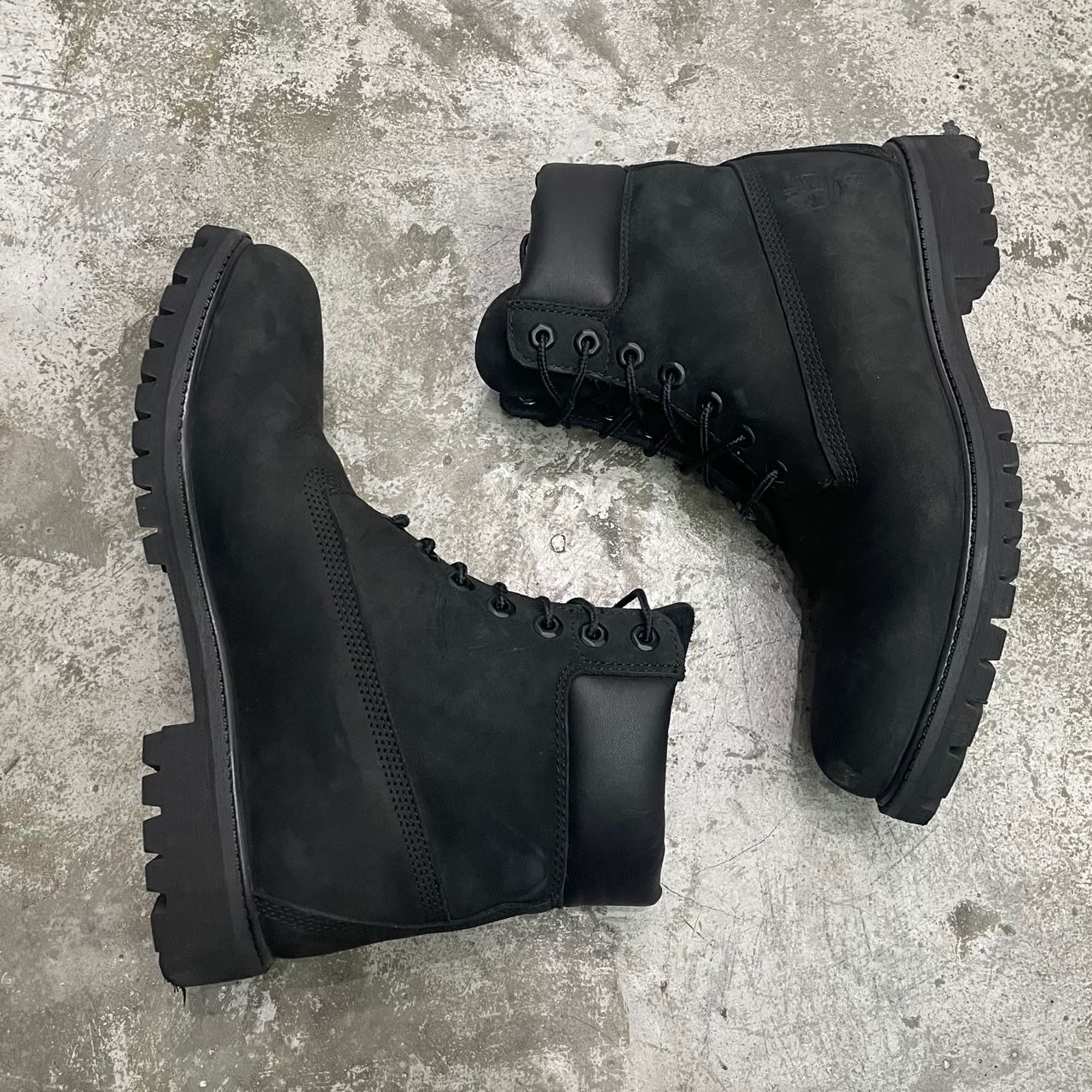 Timberland ヌバック 7ホール ブーツ A8998 10073