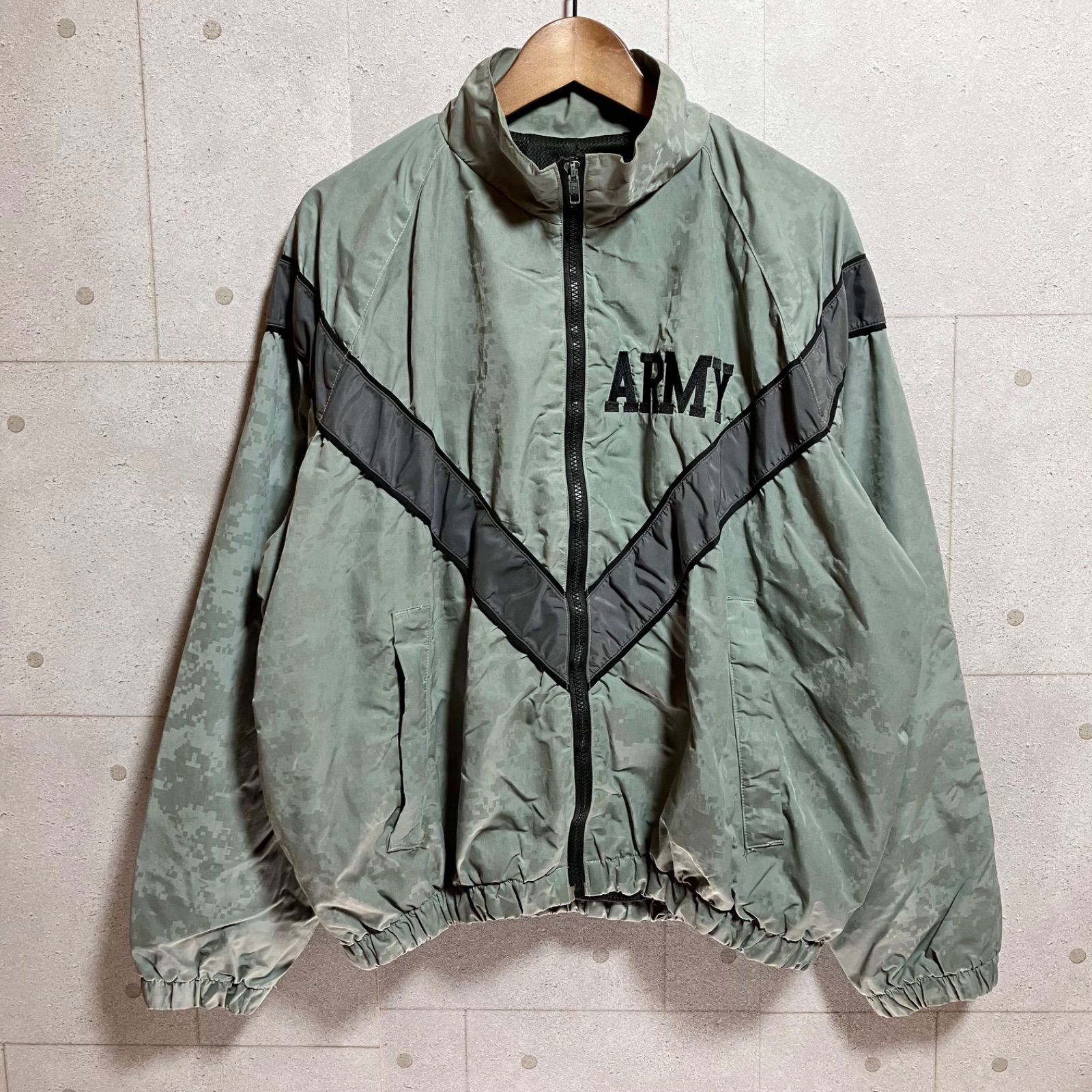 US ARMY Full Reflector IPFU Jacket ナイロンジャケット フィットネスジャケット アウター ブルゾン S グレー メンズ SG228-17