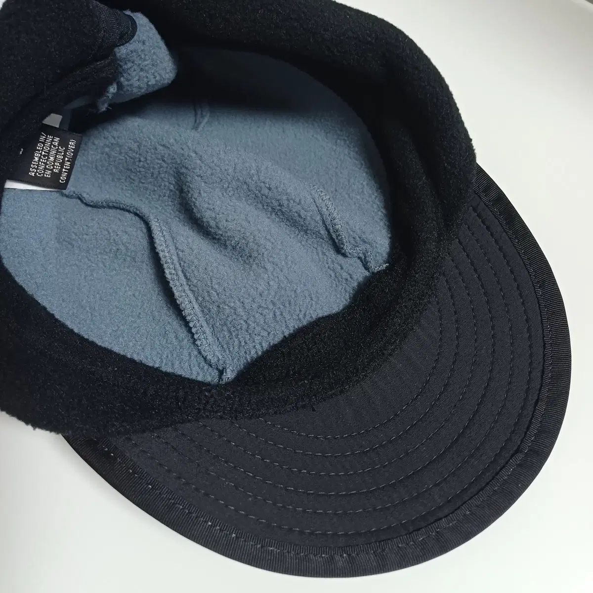 ダックビル イヤーフラップ