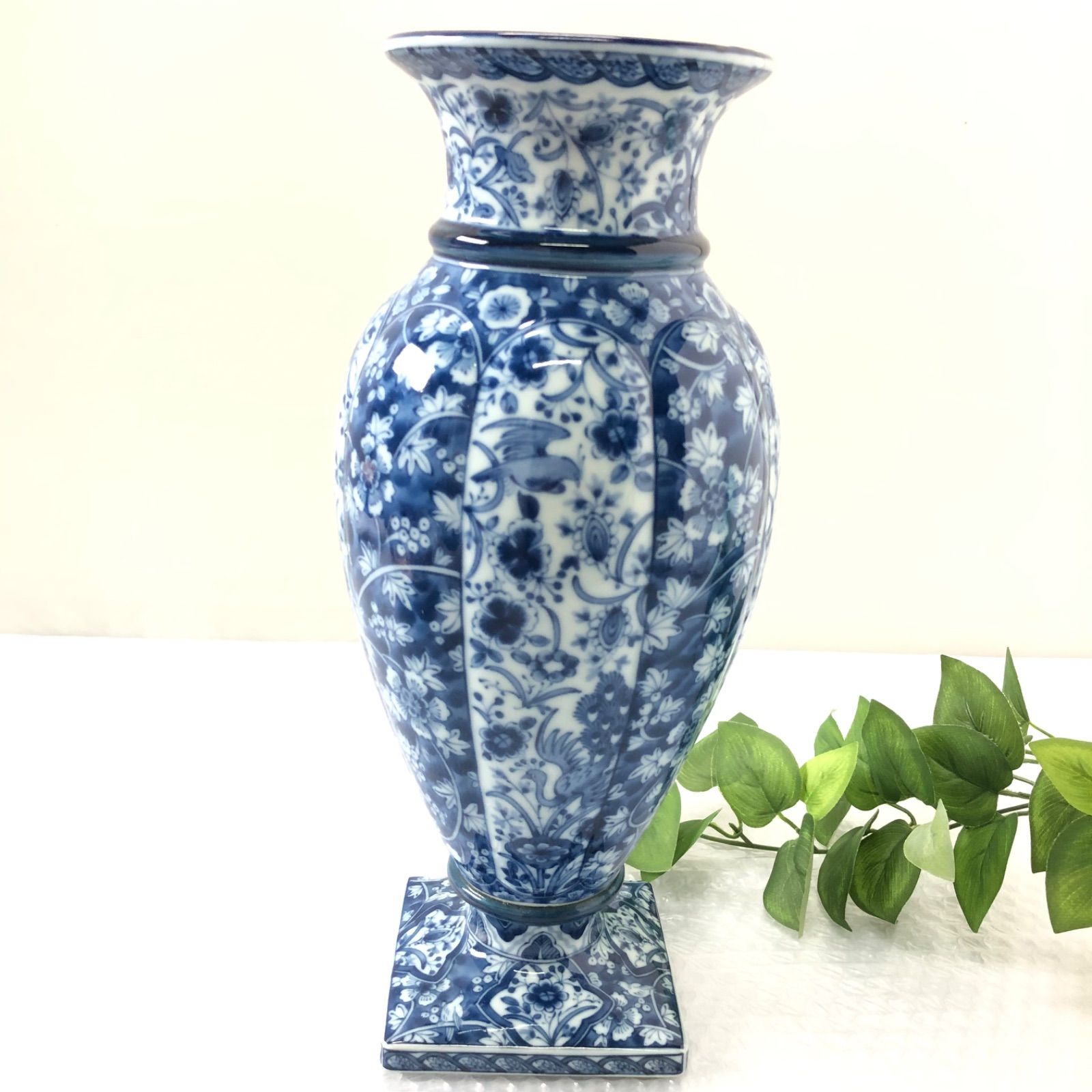 龍峰窯 染付更紗花瓶 花鳥文 藍染付 花風流 三洋陶器 工芸品 35cm 花鳥文花瓶 陶磁器 花入 花器 花道具 インテリア 花瓶 壺 花生 生花  フラワーベース 陶器 伝統工芸 昭和レトロ 飾り壺 花入れ