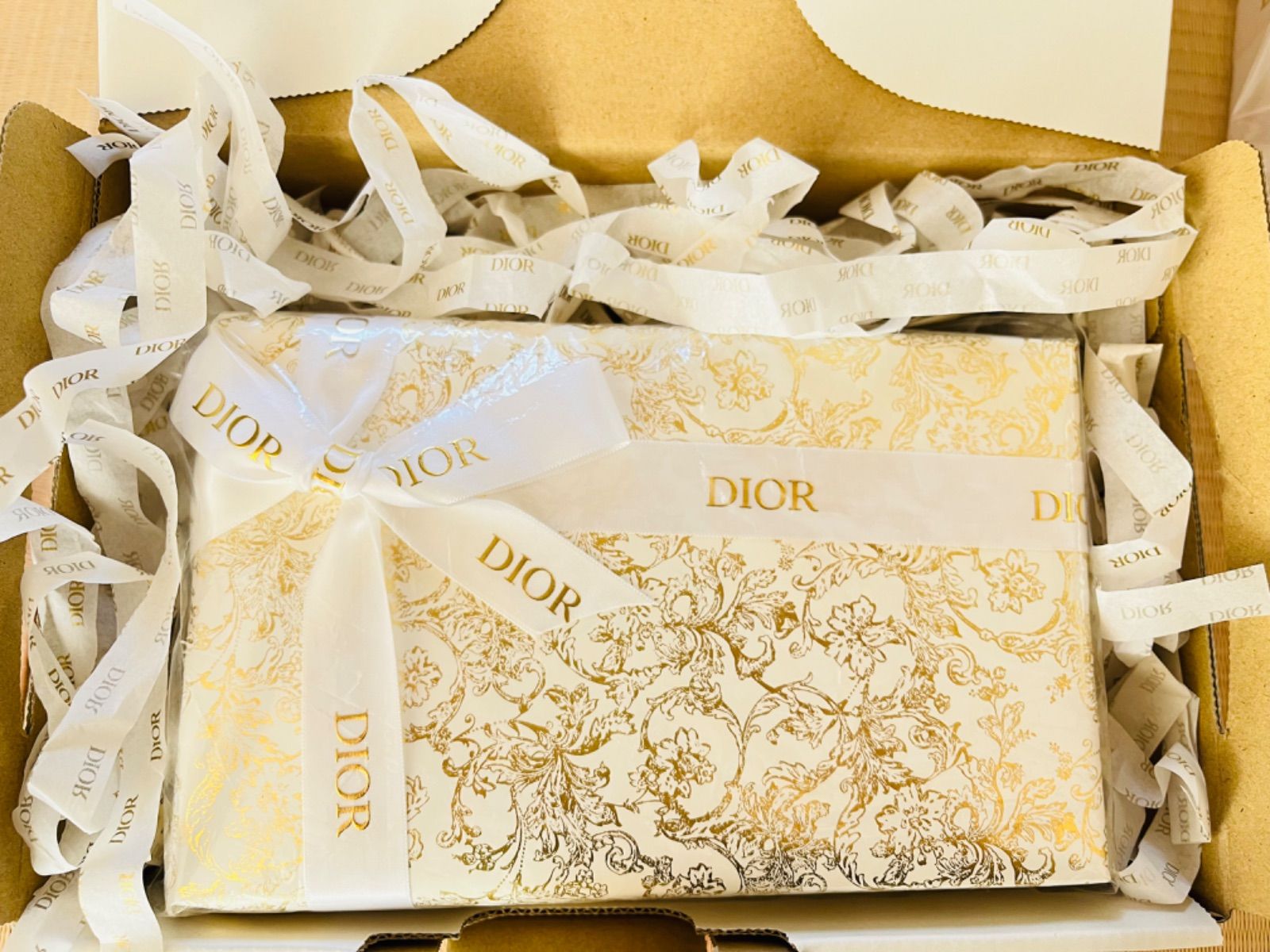 完売品 限定品 DIOR ディオール 2023年 オファー ホリデー クリスマス