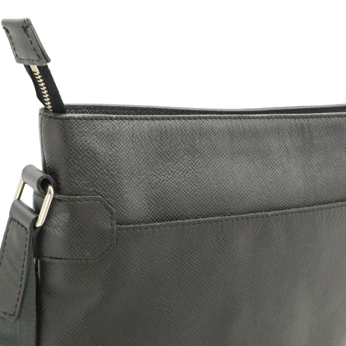 ルイヴィトン サシャ ルイヴィトン タイガ サシャ ショルダーバッグ