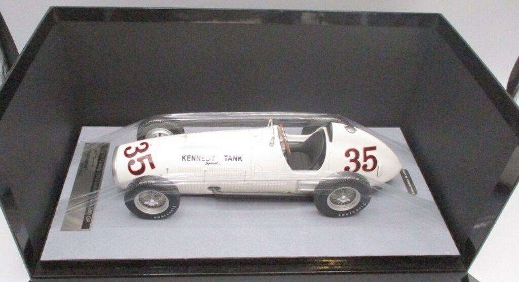 Tecnomodel 1|18Mythos series フェラーリ 375 F1 Indy 35 1952 Indianapolis 500GP Kennedy Tank TM18193D