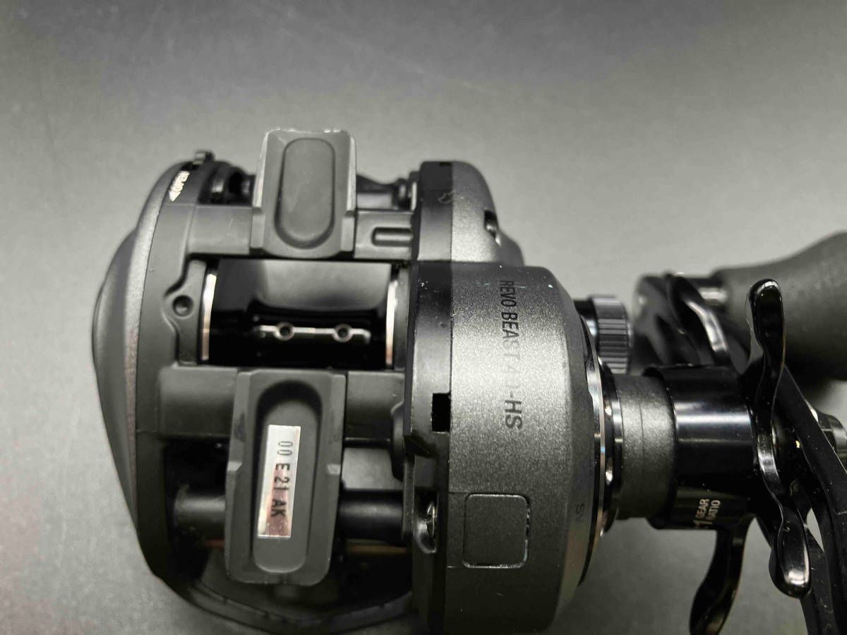 AbuGarcia REVO BEAST 40-HS アブガルシア リール - メルカリ